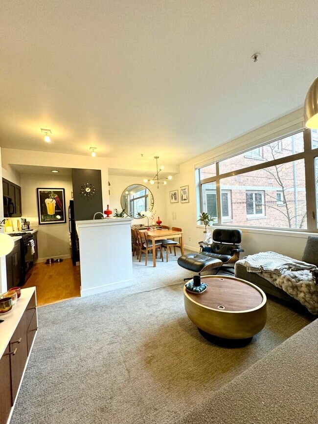 Willis Condominiums Queen Anne Unit 724 Condo for Rent in Seattle