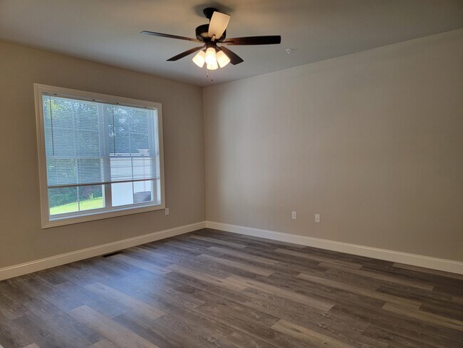 Photo - 205 Sage Blvd