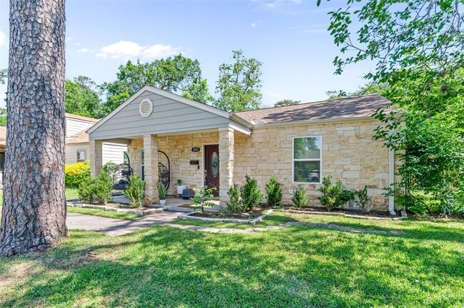 Photo - 3853 Rosedale St