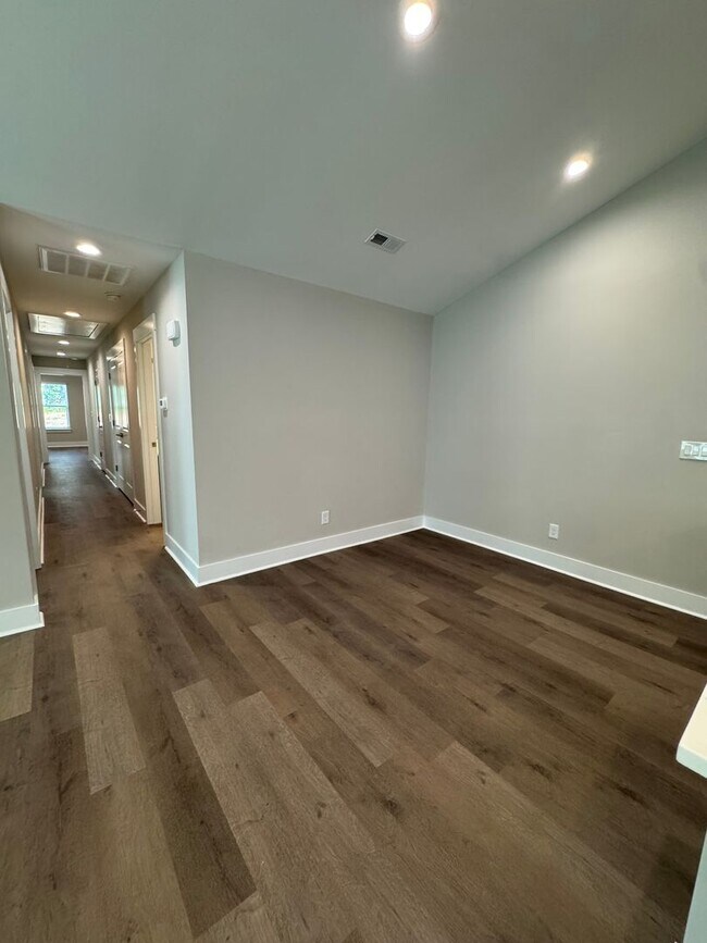 Photo - 135 Brawley Villas Pl