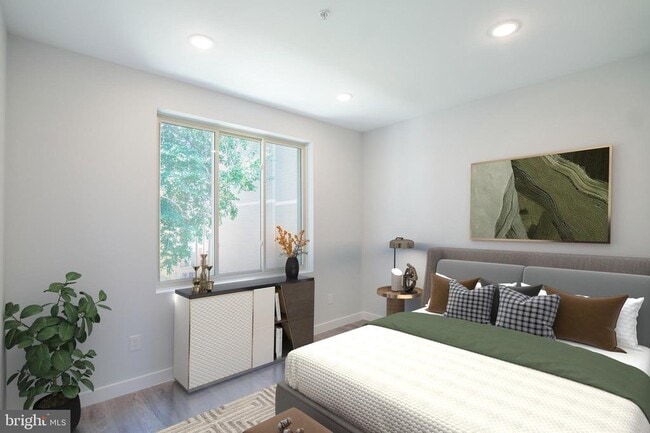 Building Photo - 2649 Titan St Unit B