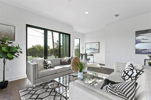 Photo - 737 N Zang Blvd Unit 101