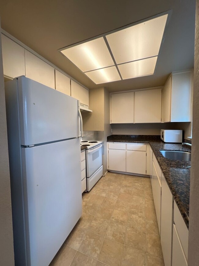 Photo - Ground floor Condo with sky views, Benicia