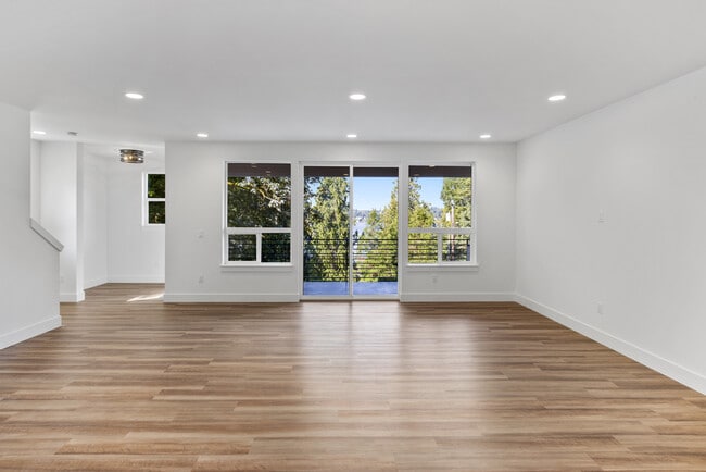 Photo - 10711 Vernon Rd