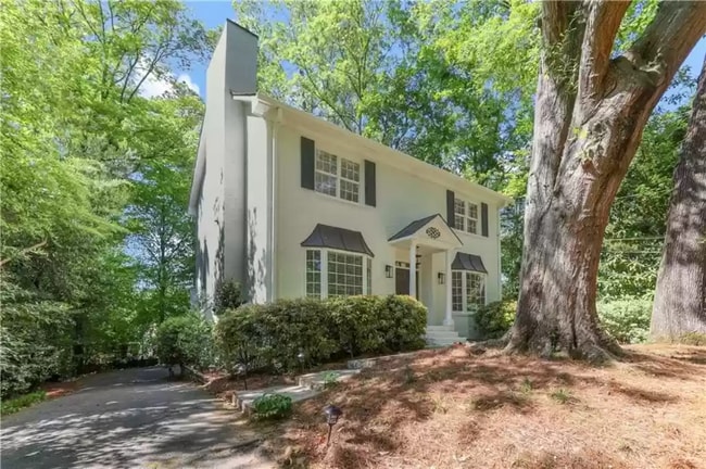 Photo - 3346 Mathieson Dr NE