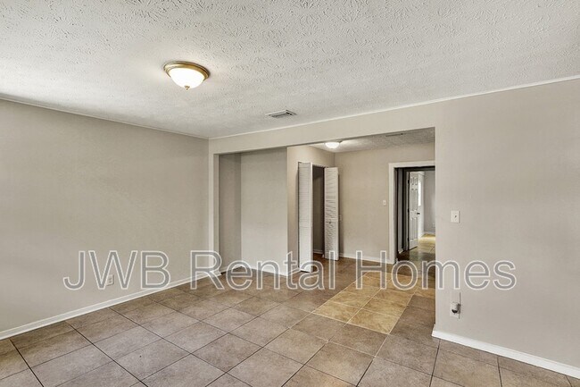 Photo - 4705 Portsmouth Ave