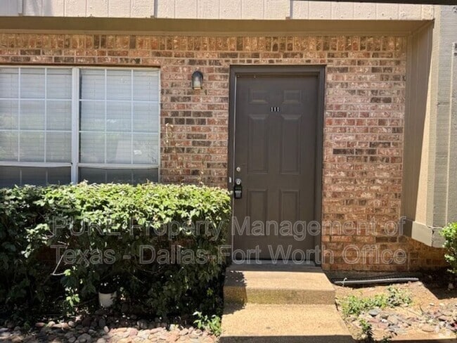 Building Photo - 4002 W Pioneer Dr Rental