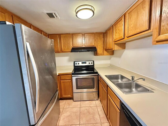 4113 S Semoran Blvd Unit 14