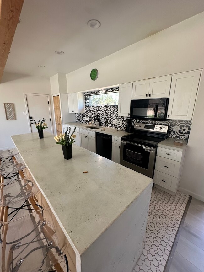 Photo - 2210 Santa Clara Dr