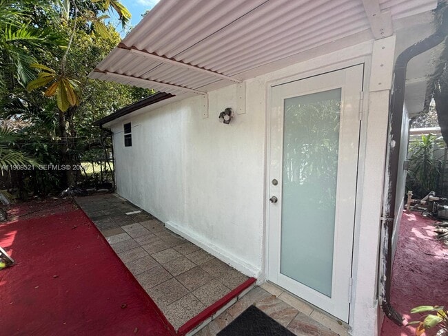 Photo - 9770 SW 47th St Unidad 2