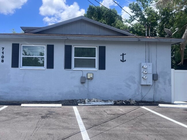 Building Photo - 7108-7108 S Kissimmee St Unit 7108#B