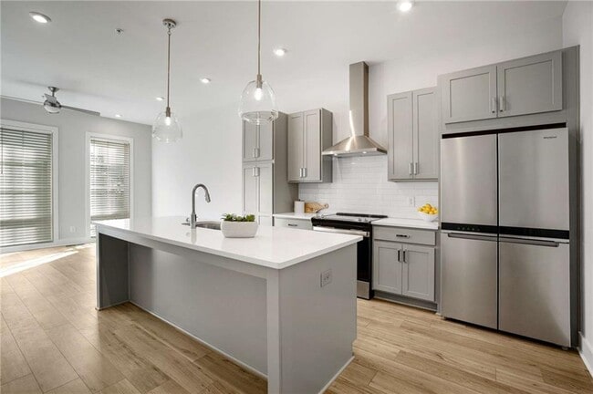 Building Photo - 1293 Longreen Ter NW Unit 4