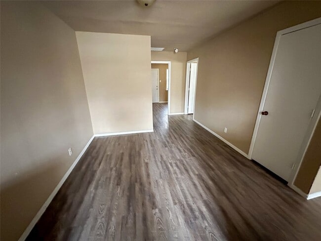 Photo - 1208 W Hunt St