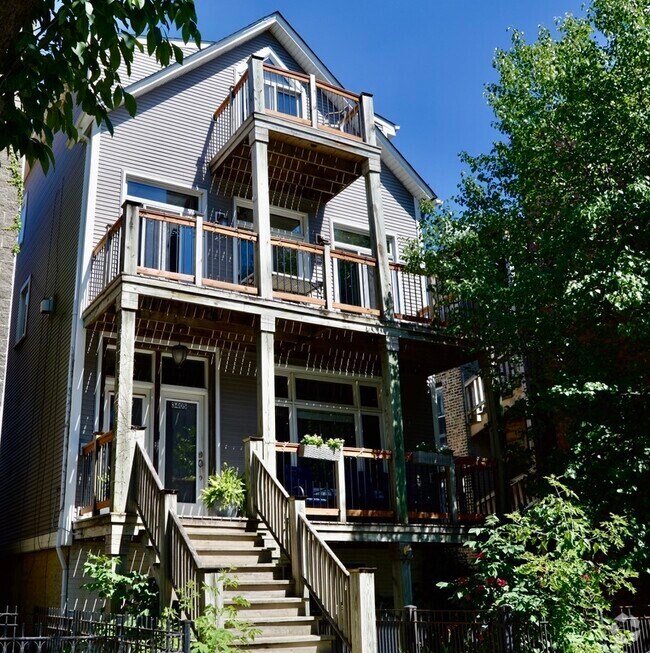 Building Photo - 3405 N Seminary Ave Unit 2 Rental