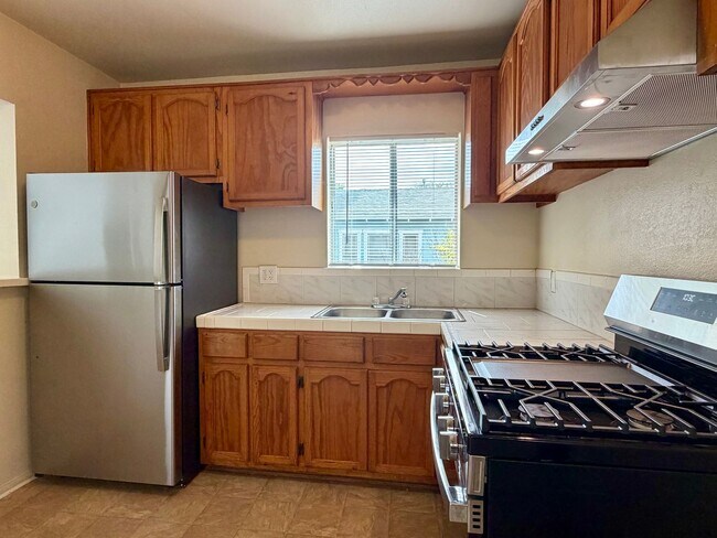 2522-2524 Lancaster Ave