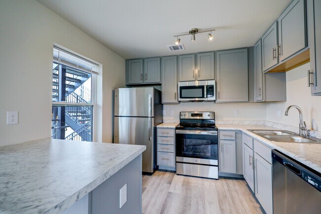 Photo - 155 Plez Morgan Dr Unit 6C