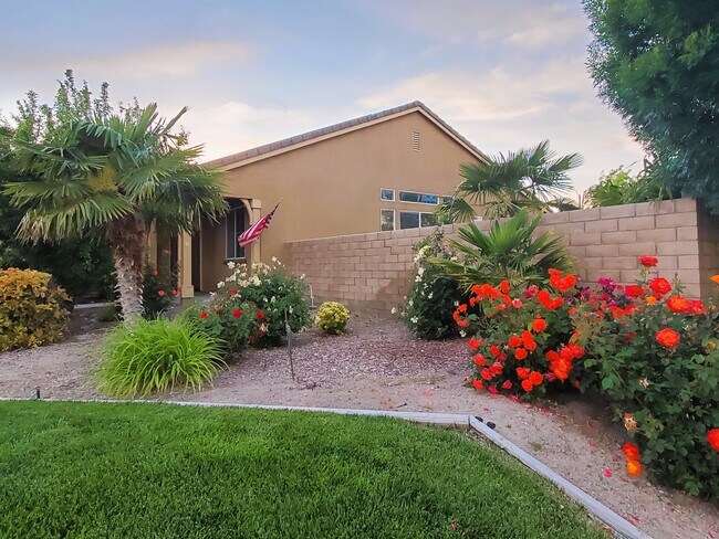 4607 Vahan Ct