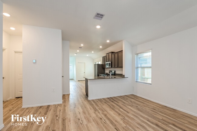 Photo - 18435 Summit Ranch Dr