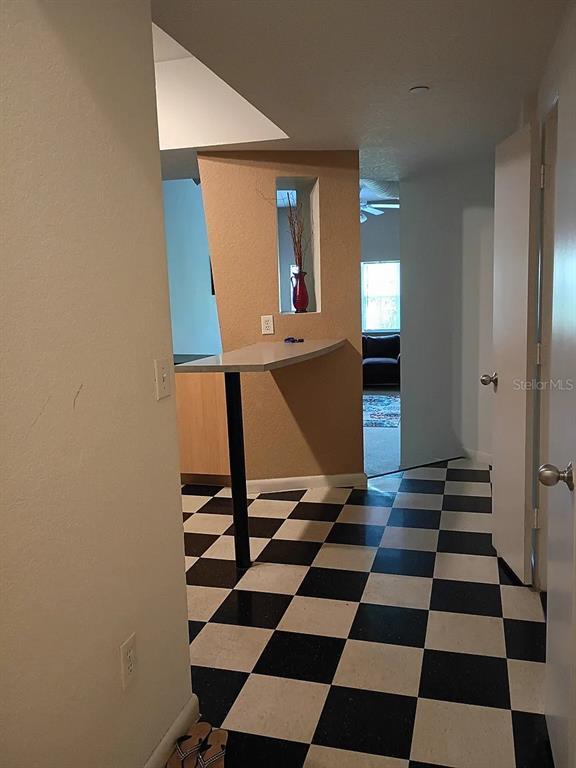 Building Photo - 520 S Armenia Ave Unit 1234