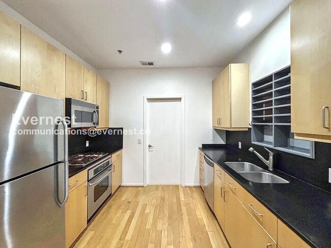 Photo - 415 S Front St Unit APT 111