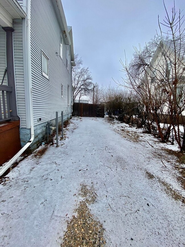 Photo - 4 Bedroom near Downtown Fargo!