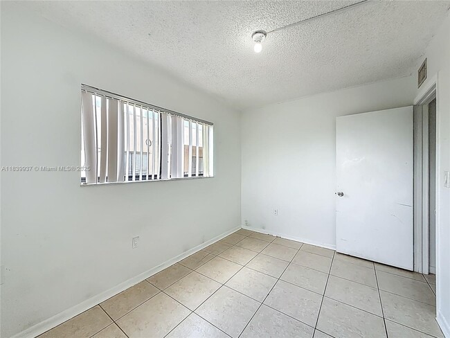 Photo - 8420 SW 133rd Avenue Rd Unit 412