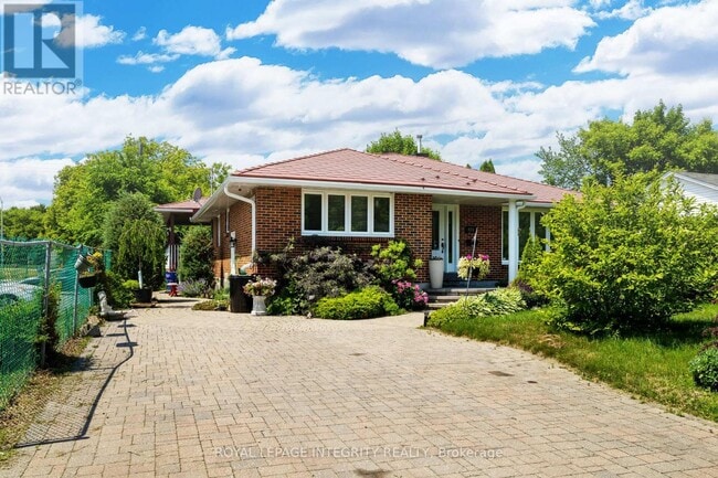 Photo - 924 Rex Ave