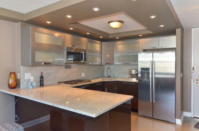 Photo - 400 E Randolph St