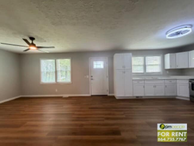 Photo - 119 Welborn Cir