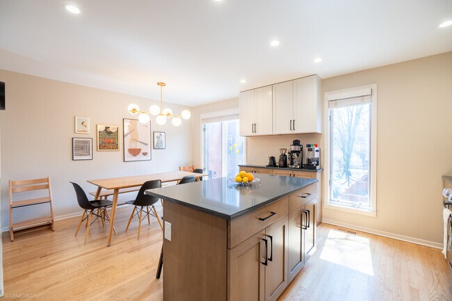 Photo - 1829 N Dayton St