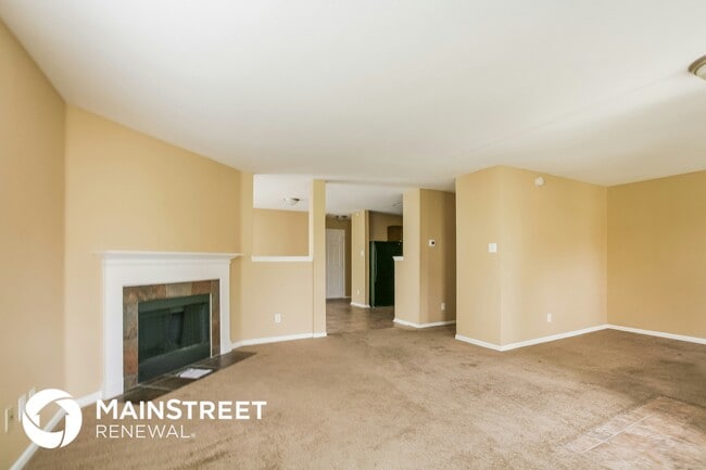 Photo - 2377 Bridlewood Dr