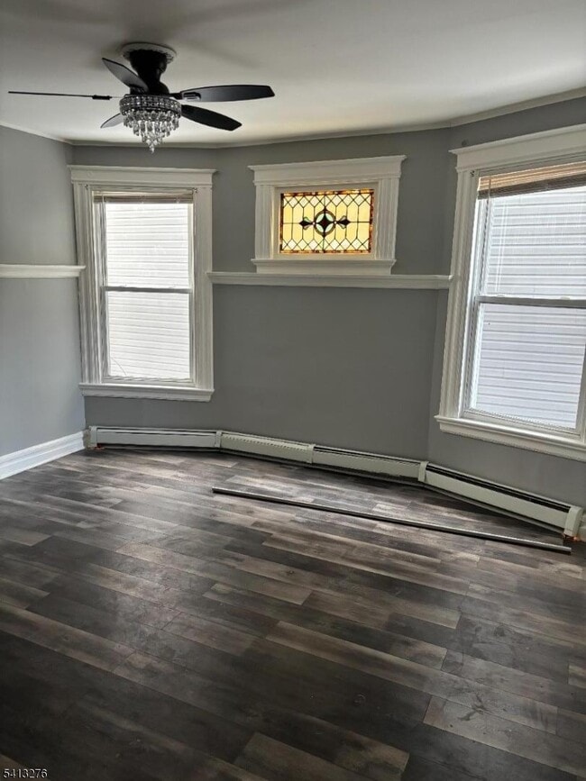 Building Photo - 110 N 19th St Unit 2