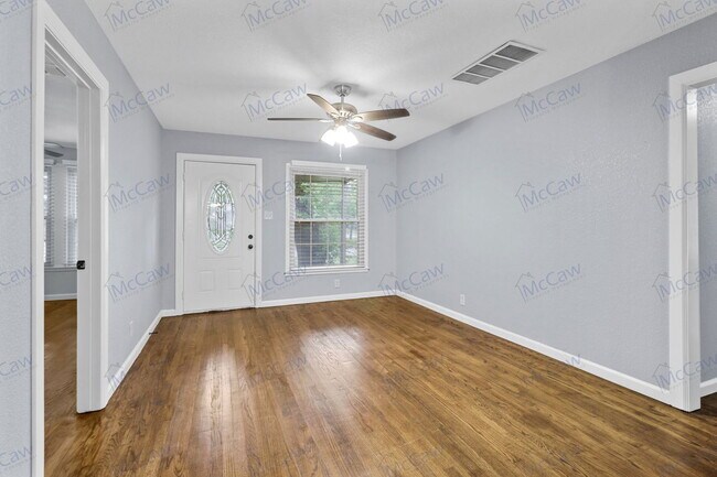 Photo - 10405 Newcombe Dr