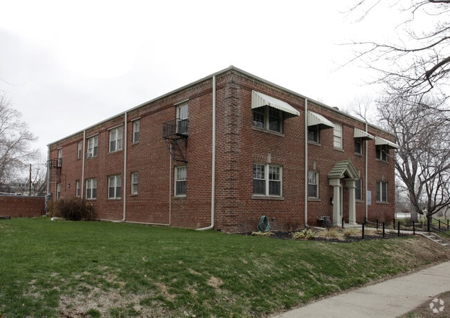 Building Photo - The Montana Rental