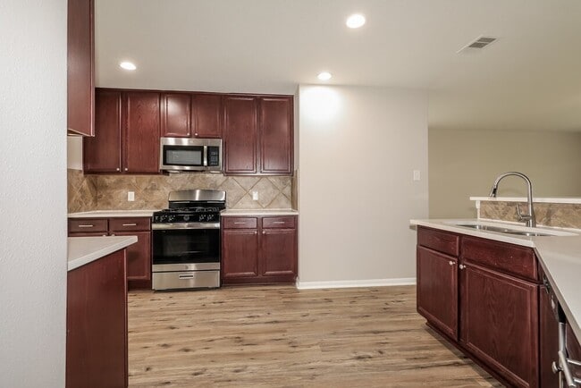 Photo - 9943 Chimney Swift Ln