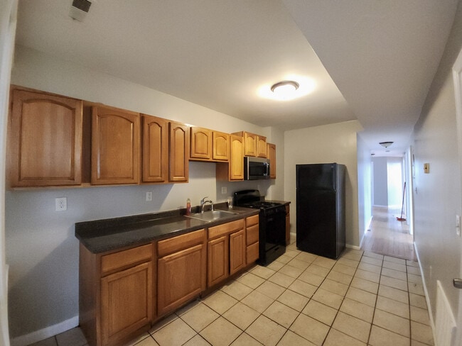 Photo - 117 Townsend St Unit 2