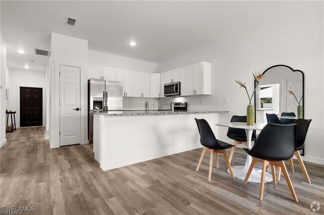 Building Photo - 4747 29th St SW Rental