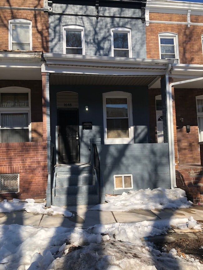 Building Photo - Approved 2 or 3 Bedroom Voucher 1.5 Bathroom