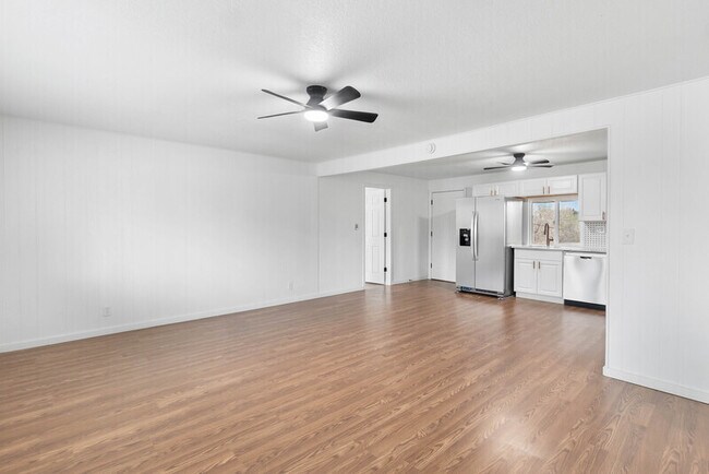 Photo - 6220 W Ohio Ave