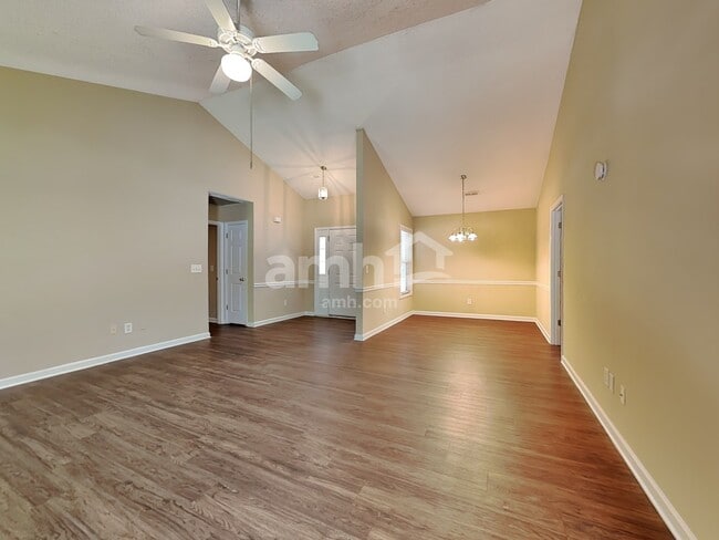 Photo - 213 Fiddlers Knoll Ct