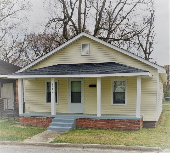 Building Photo - 1117 Douglas Ave