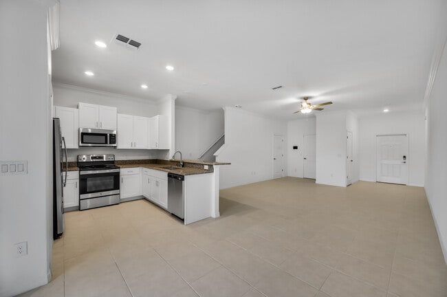 Photo - 30760 Veridian Wy