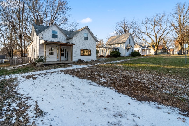 Photo - 308 N Harrison St