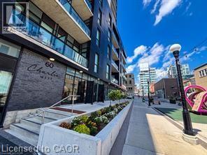 Photo - 60 Charles St W Unité 2511