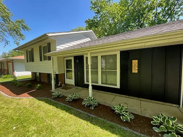 Photo - 1207 Sandburg Dr