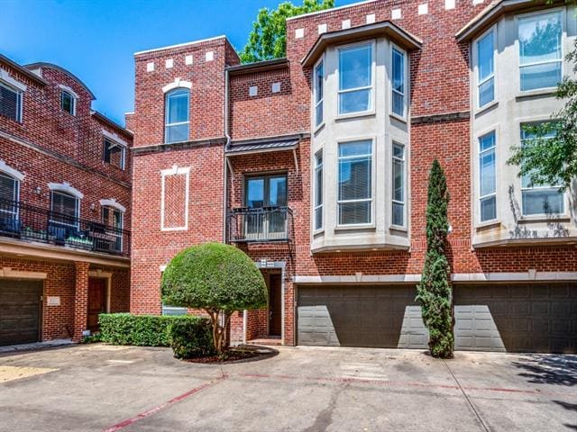 Photo - 4223 Travis St Townhome