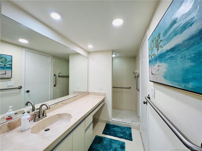 Building Photo - 3392 NE Causeway Blvd Unit 103