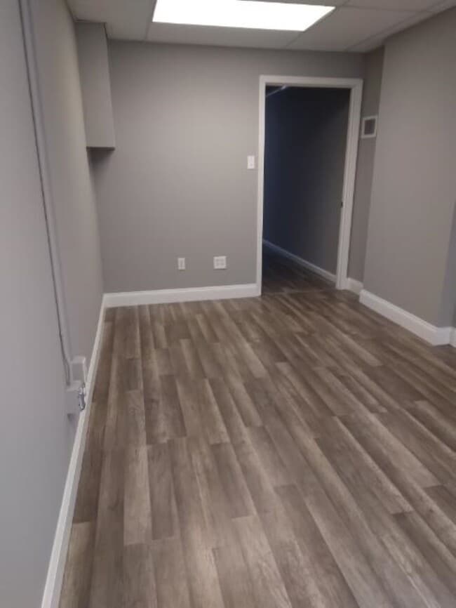 Bedroom 1 - 7525 Forsyth Blvd