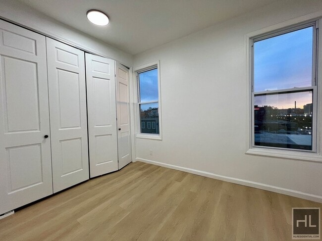 Photo - Top Floor 2BR 1BA Lofty Space w/ Laundry In Greenwood/South Slope Unit C