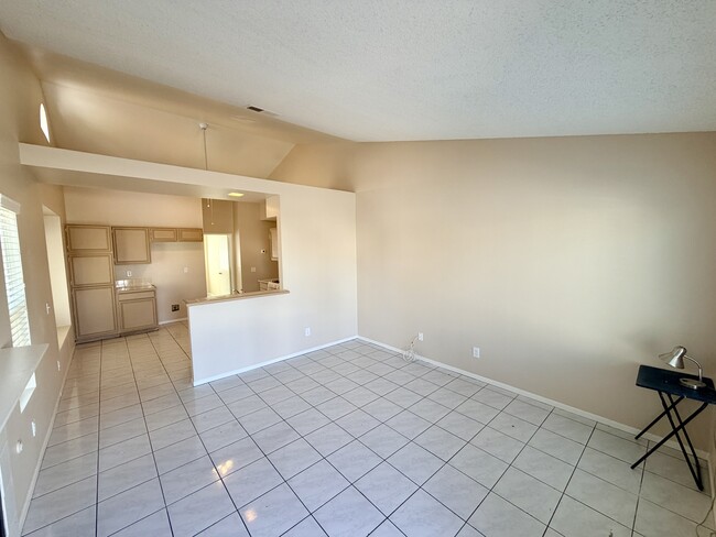 Photo - 2036 Orchard Dr